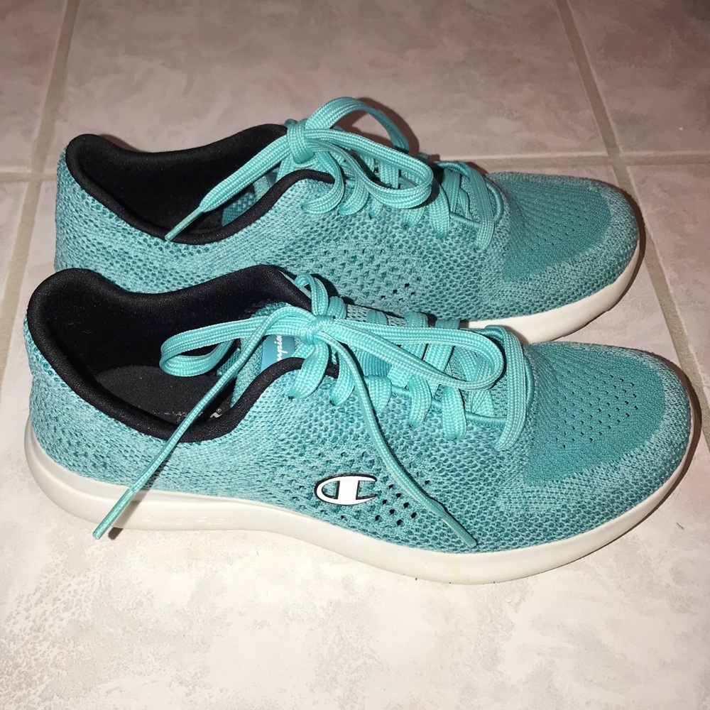 Teal Champion light weight tennis shoes size 7